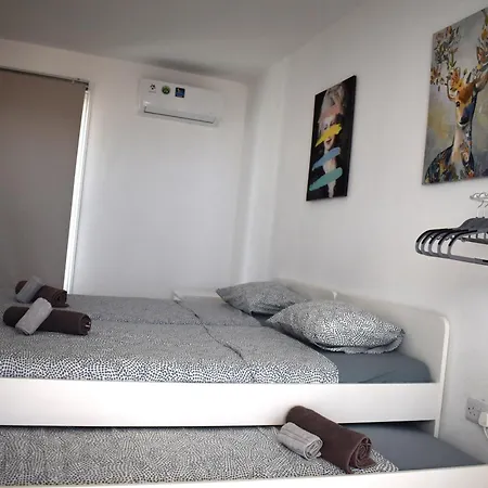 Sunny Rooftop In 91sqm Terrace Delight! Ayia Napa
